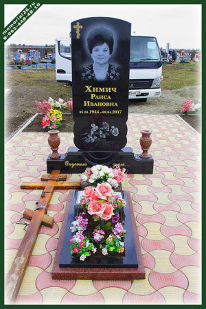 Г 62 резная стела с вазами, гробница с цветником