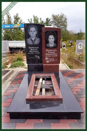 СЕМ 19 семейный памятник