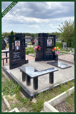 СЕМ 30 семейный памятник
