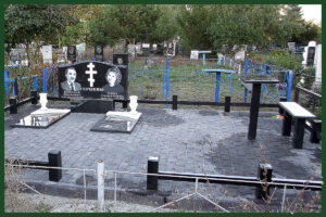 СЕМ 37 семейный памятник