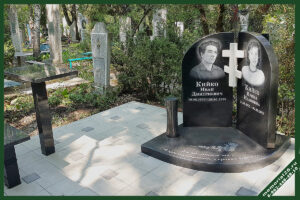СЕМ 39 семейный памятник
